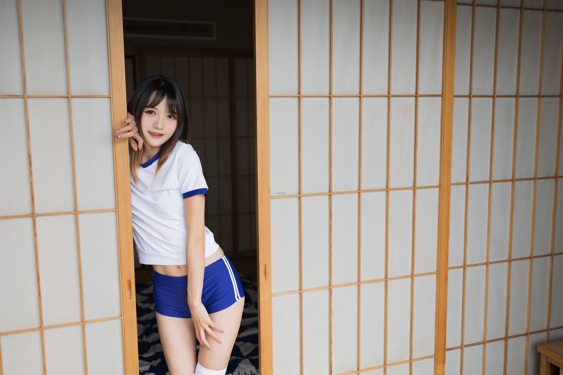 兔子Zzz不吃胡萝卜 - NO.38 体操服少女 2